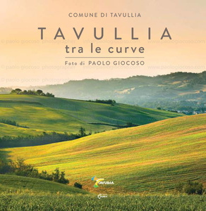 TAVULLIA- Tra le curve -Photographic Monograph